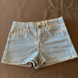 Forever 21 short size 25